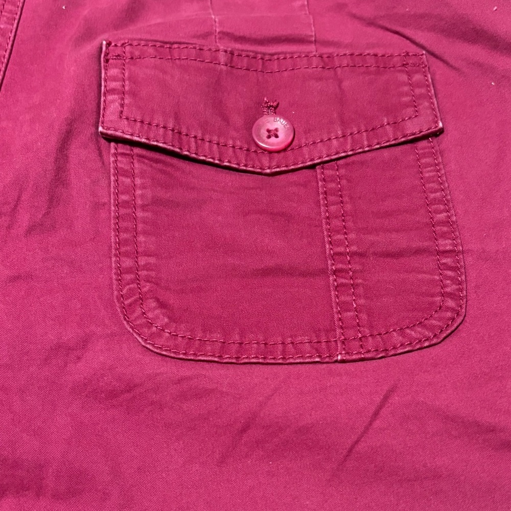 Eddie Bauer Women's Dark Red Shorts. Size 6. Brand new, never worn. - Picture 4 of 4